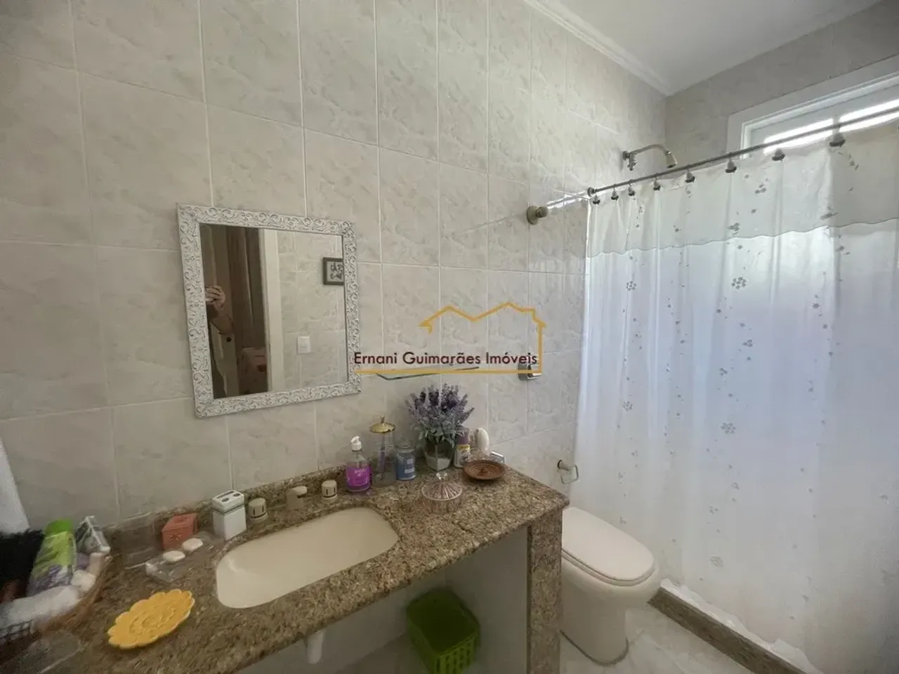 Casa com 5 quartos e 5 banheiros, 4 vagas e varanda — photo 17