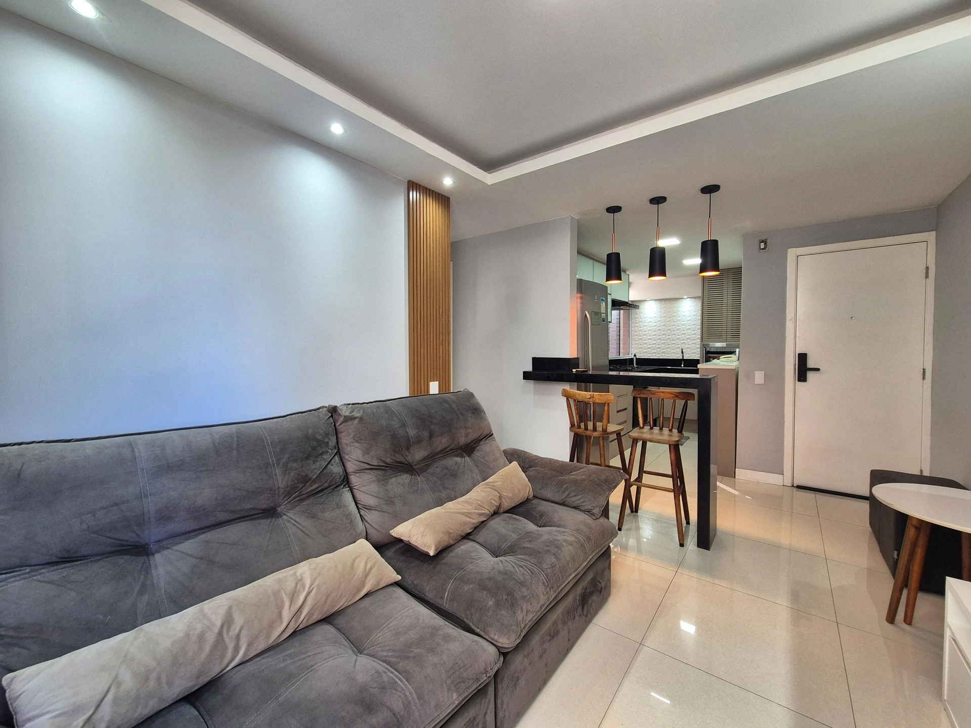 Furnished apartment with 2 bedrooms and 1 parking spot — photo 21