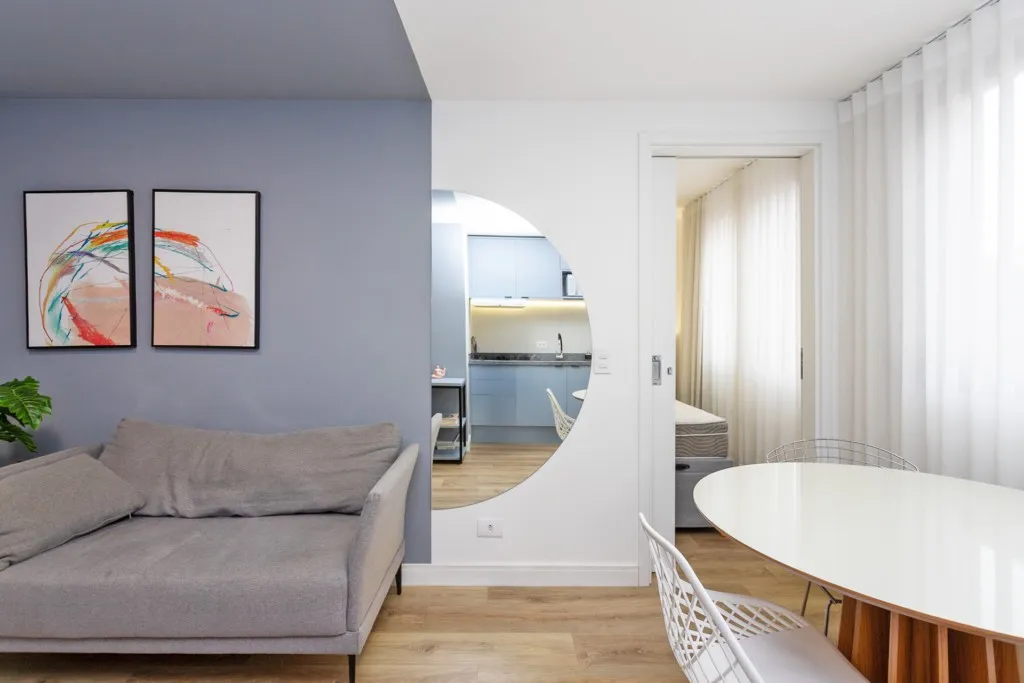 Furnished 1-bedroom apartment of 41 m², no parking — photo 2