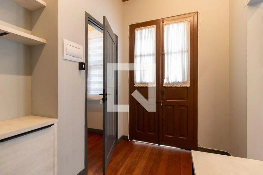 One-bedroom apartment with a washing machine in Curitiba — photo 19
