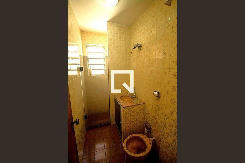 2-bedroom apartment in a building with a pool — photo 30