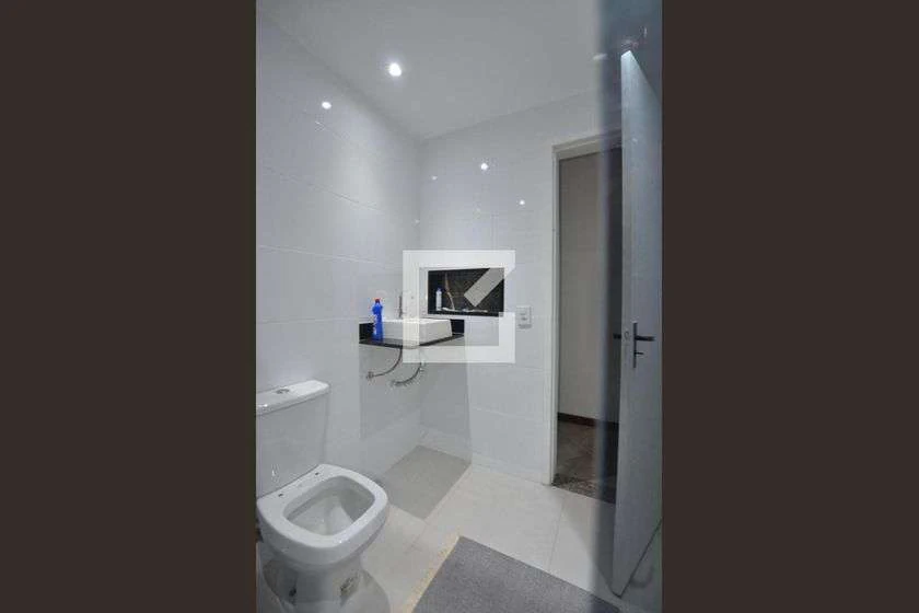 2-bedroom, 2-bath apartment with 87 m² and a balcony — photo 29