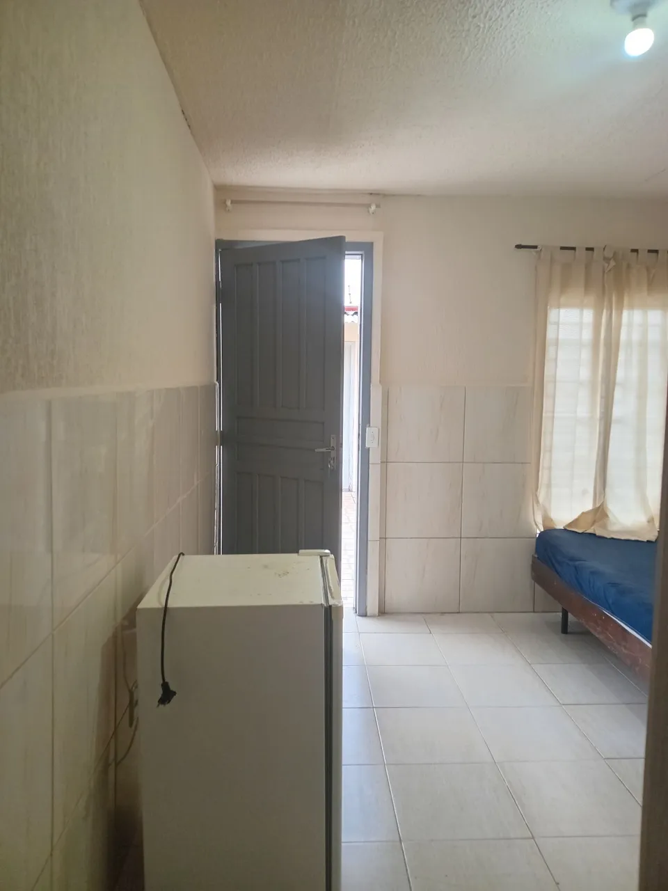 Apartamento sem mobília com mini cozinha e 1 banheiro — photo 8
