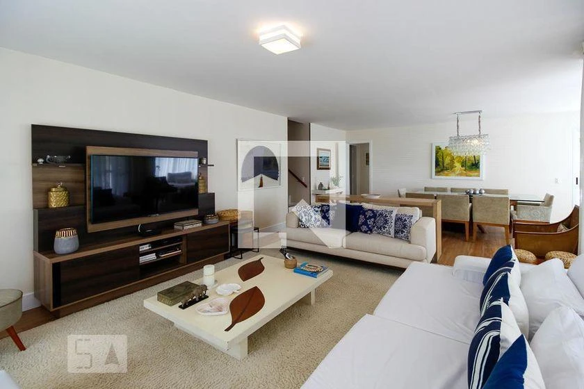 House for rent with 4 en-suite bedrooms and 450 m² — photo 23