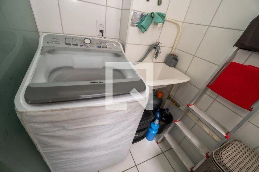 Washing machine in a 2-bedroom apartment, 40 m² — photo 6