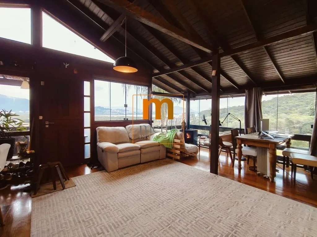 Меблированный дом с 2 спальнями, 3 ванными и 400 м² — photo 10