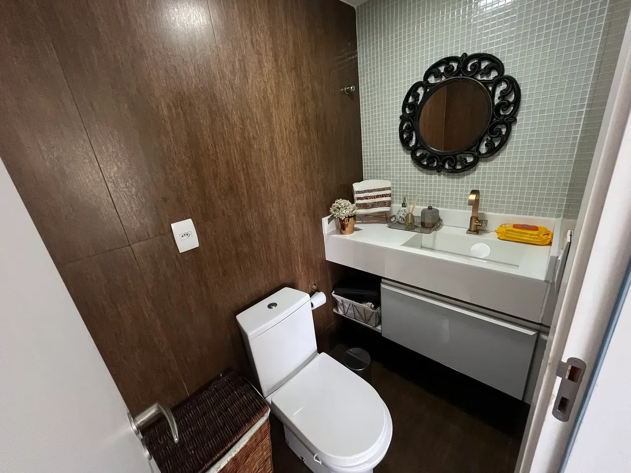 Furnished duplex penthouse with 3 en-suite bedrooms, 198 m² — photo 15