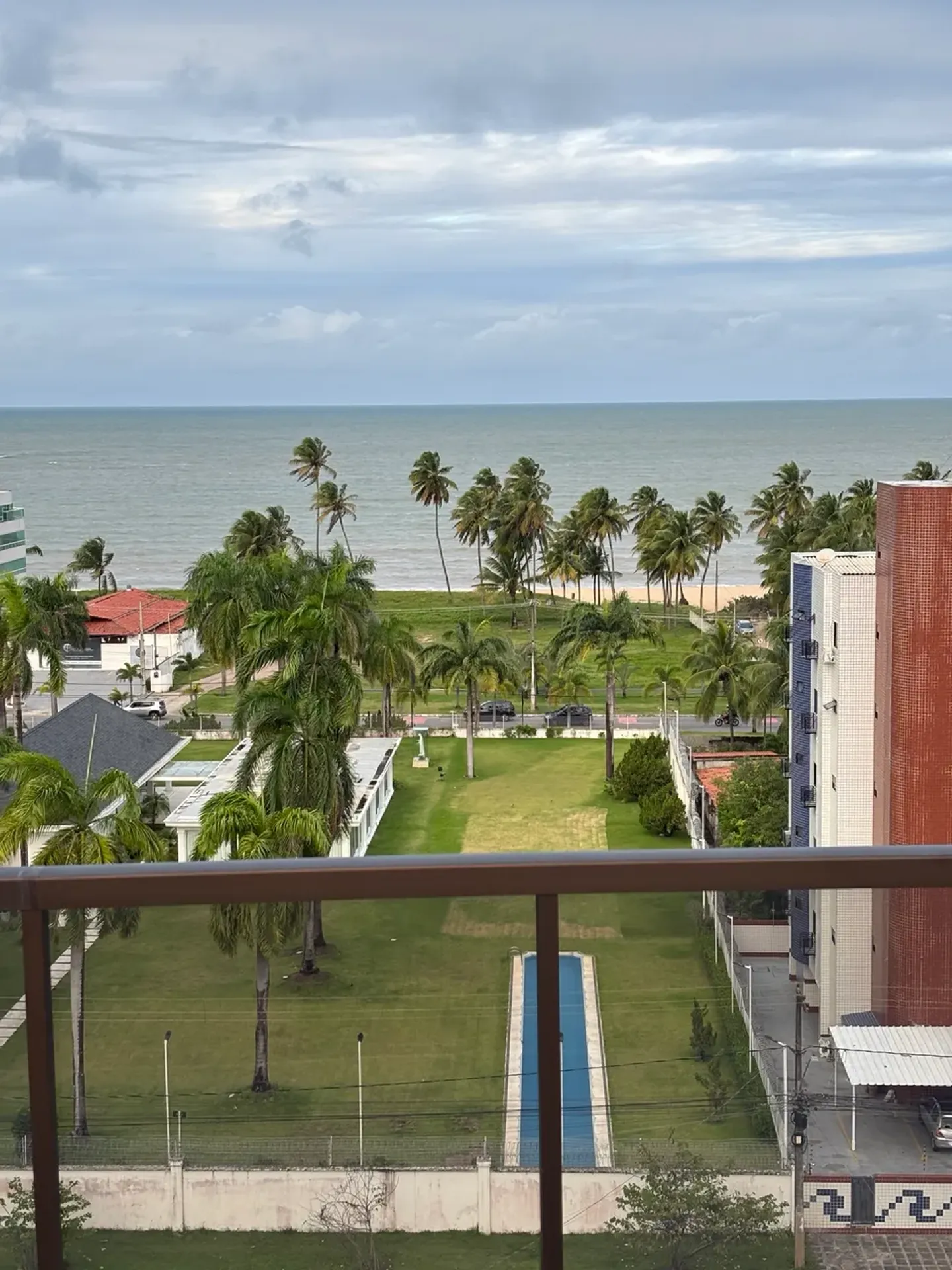 Apartamento mobiliado de 24 m² no 5º andar, 1 vaga