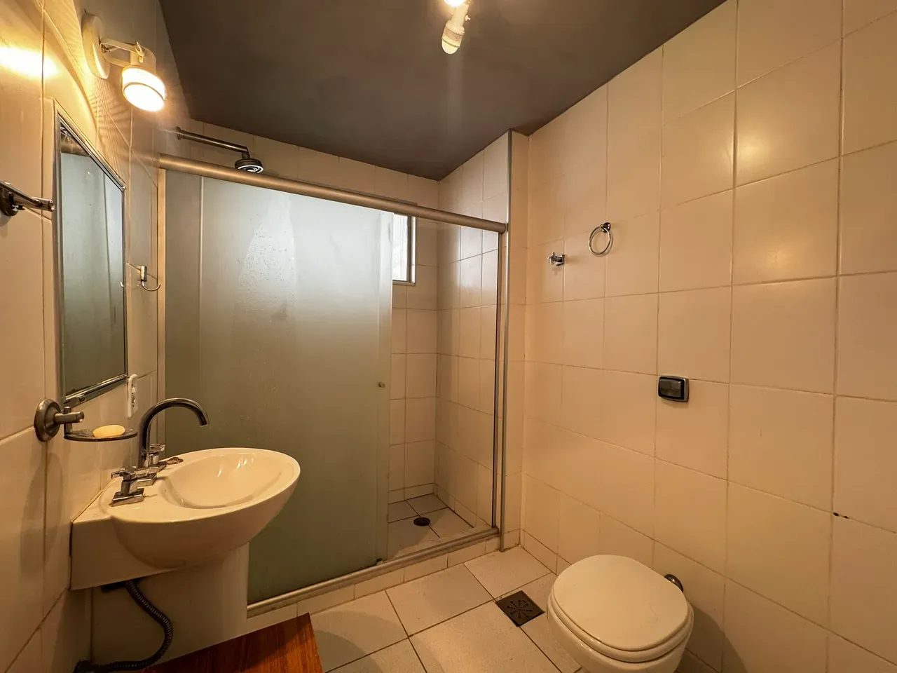 Apartment, 80 m², with wood or laminate floors — photo 9