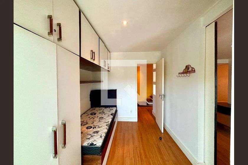 180 m² furnished apartment with open-plan kitchen — photo 19
