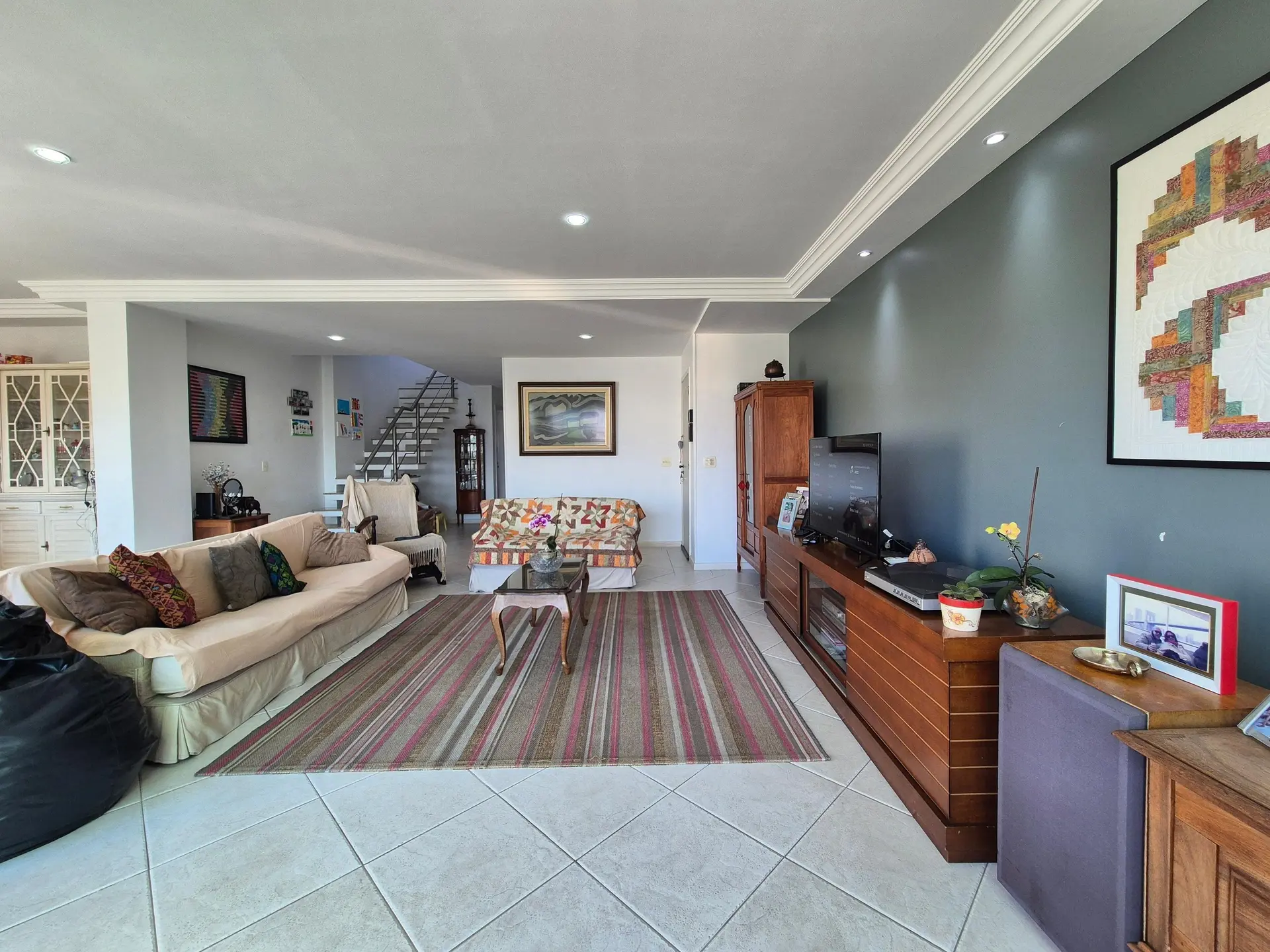Mountain view in a 4-bedroom apartment, 265 m² — photo 48