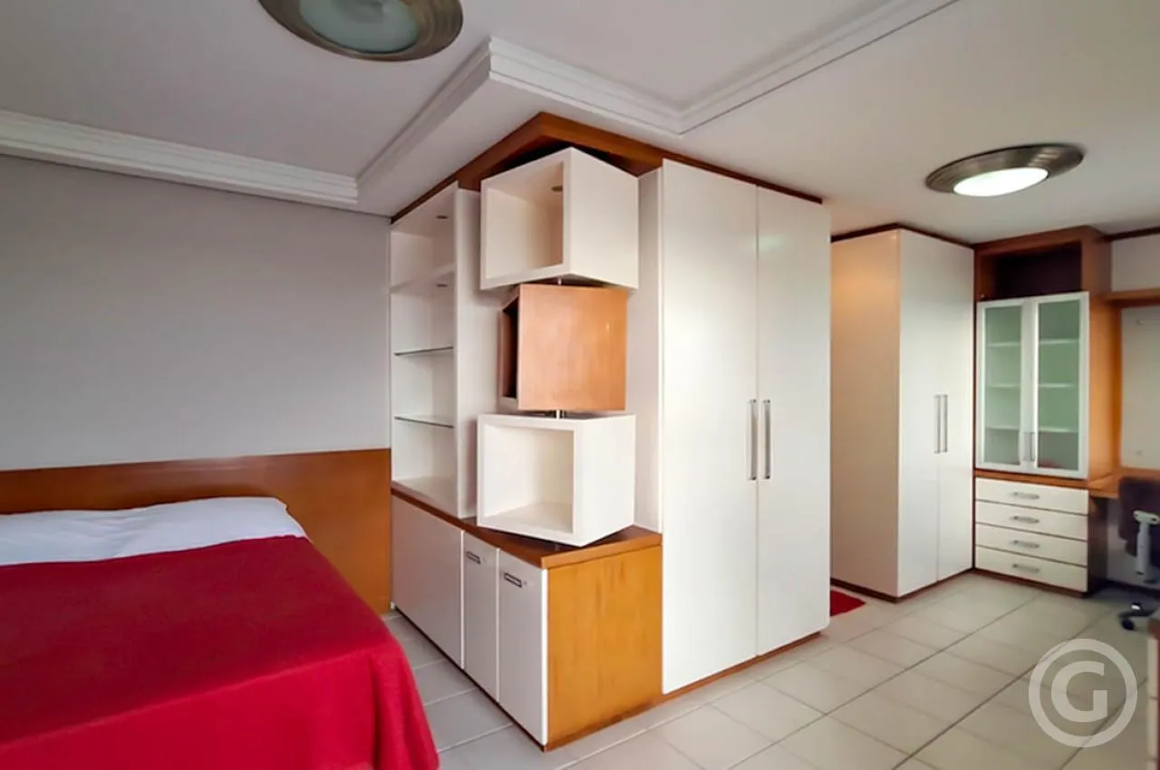 170 m² apartment with open-plan kitchen and gas stove — photo 10