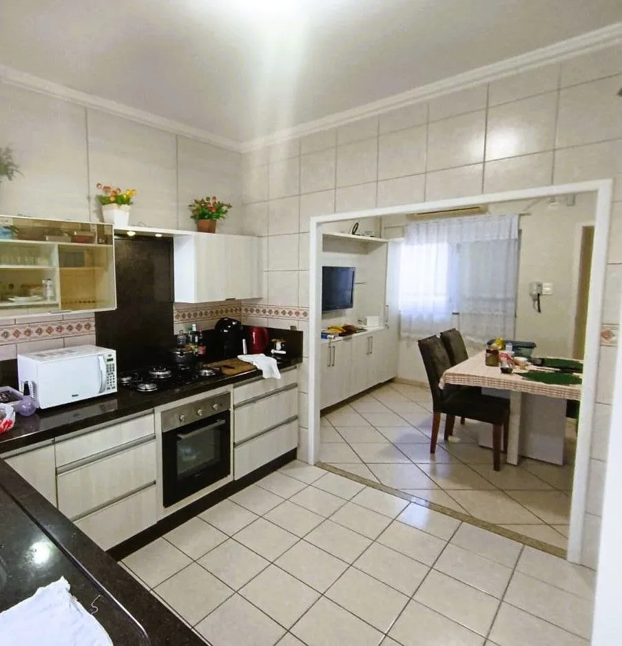 House with 4 bedrooms and private BBQ 454 m² — photo 12