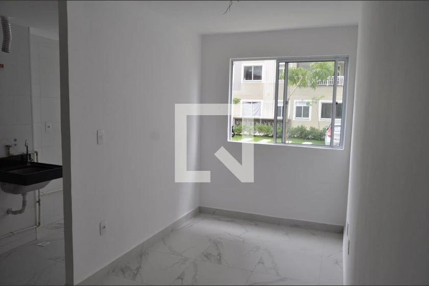 Apartamento de 2 quartos em condomínio com piscina — photo 9