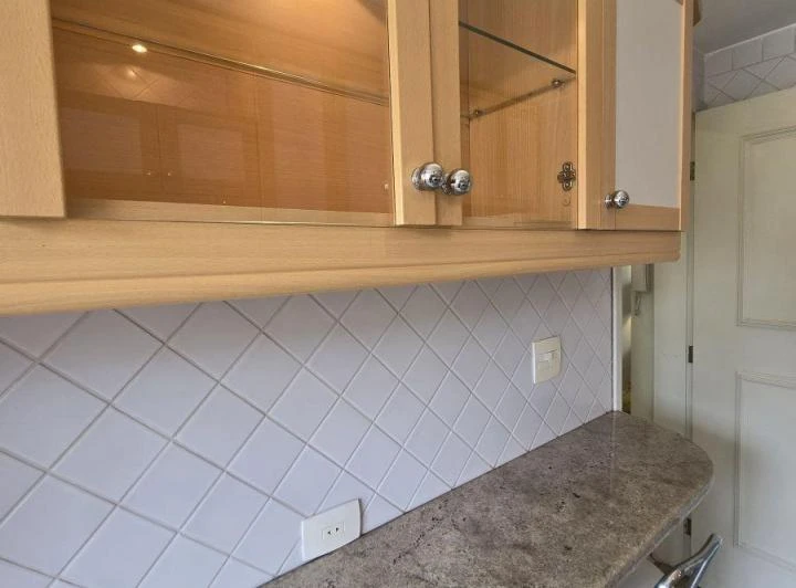 Apartamento amueblado de 2 habitaciones con cocina cerrada — photo 4