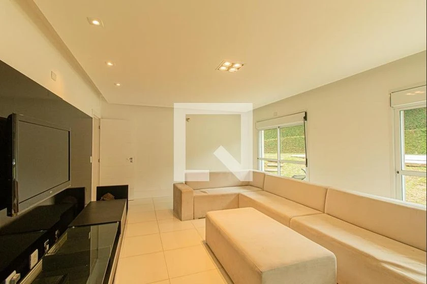 3-bedroom house with 2 en-suites and a private garden — photo 8