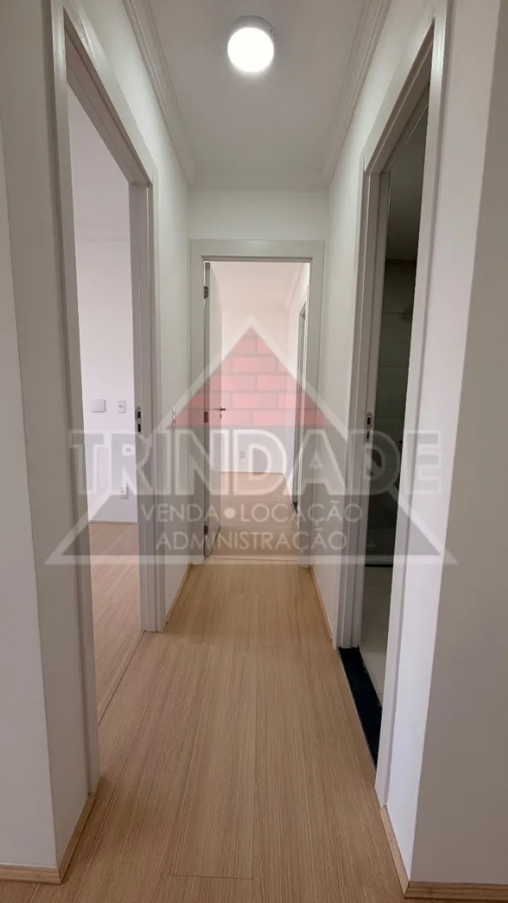 Wood or laminate floors in a 2-bedroom apartment, 53 m² — photo 18