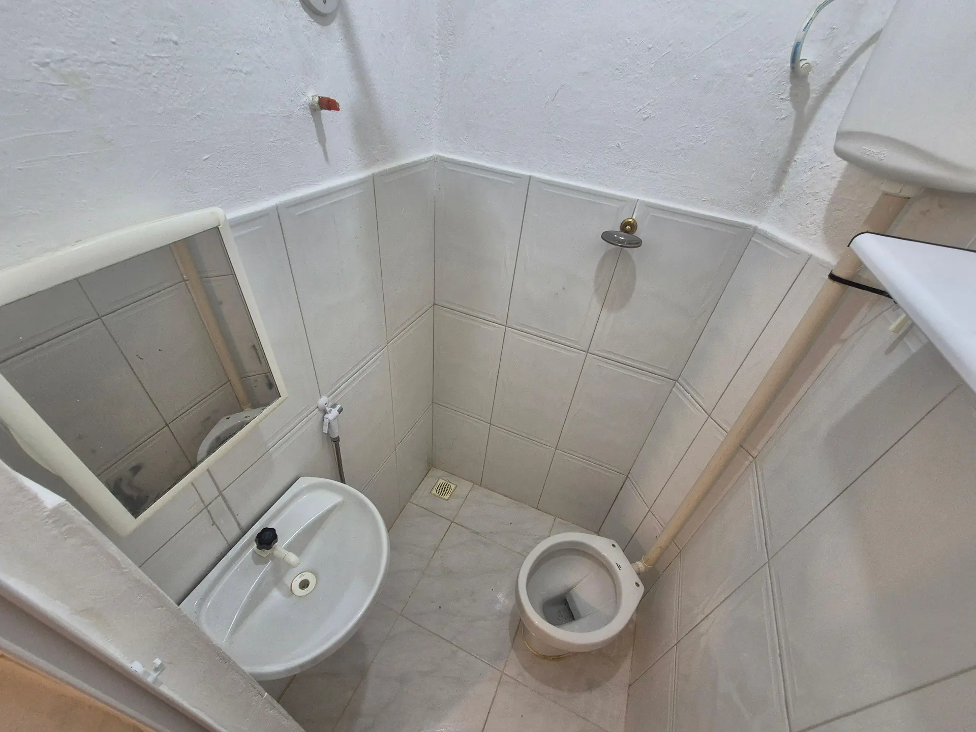 Studio with 1 bedroom and en-suite bathroom, no parking — photo 18
