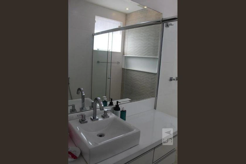 Casa em condomínio com 6 suítes e 350 m² — photo 38