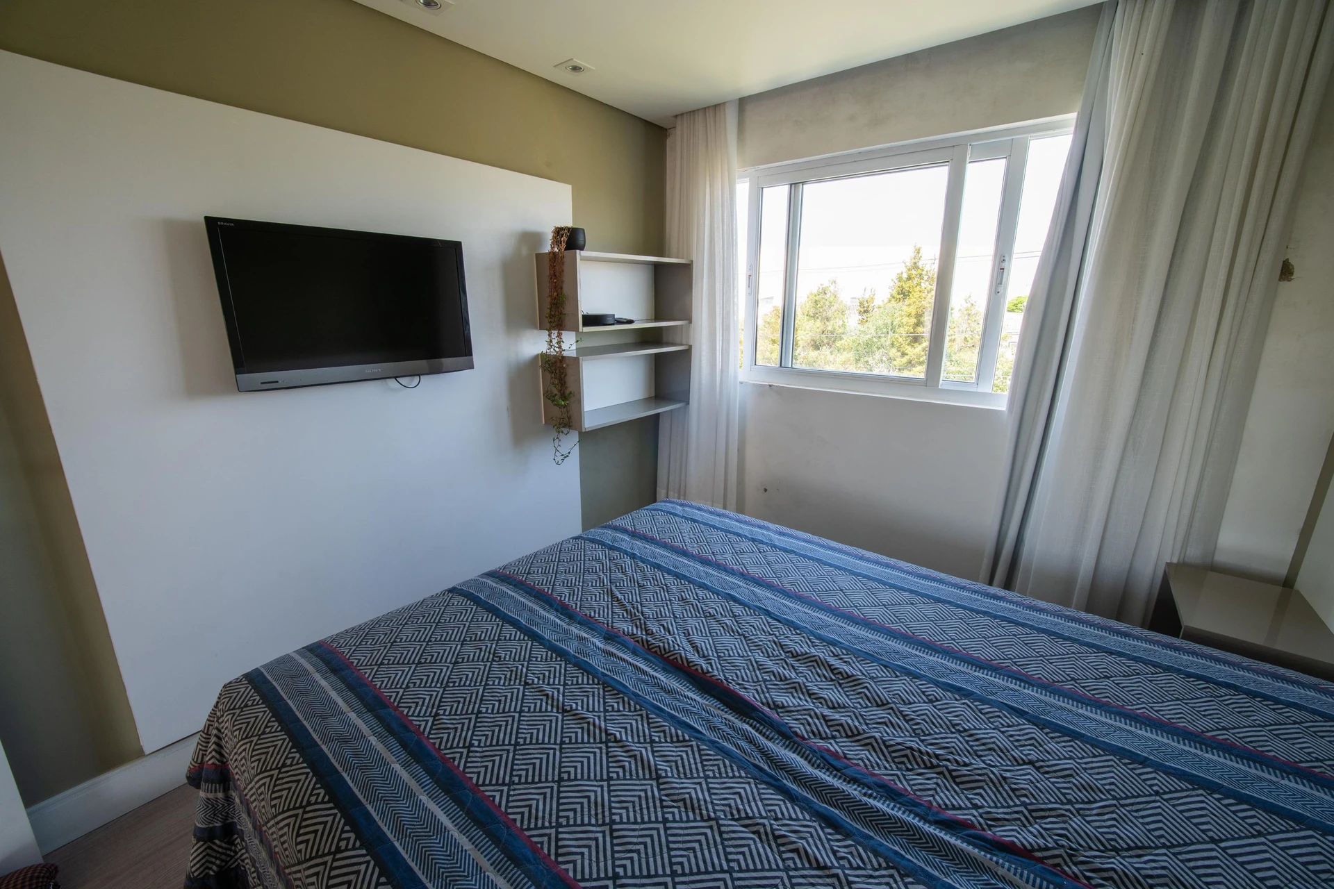 Furnished condominium house with 3 bedrooms and pool — photo 41
