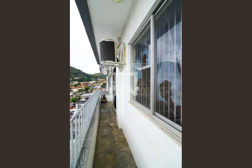 Apartment, 77 m², with wood or laminate floors — photo 24