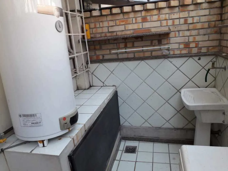 Condo house with 3 bedrooms, 5 bathrooms and 3 parking spots — photo 51