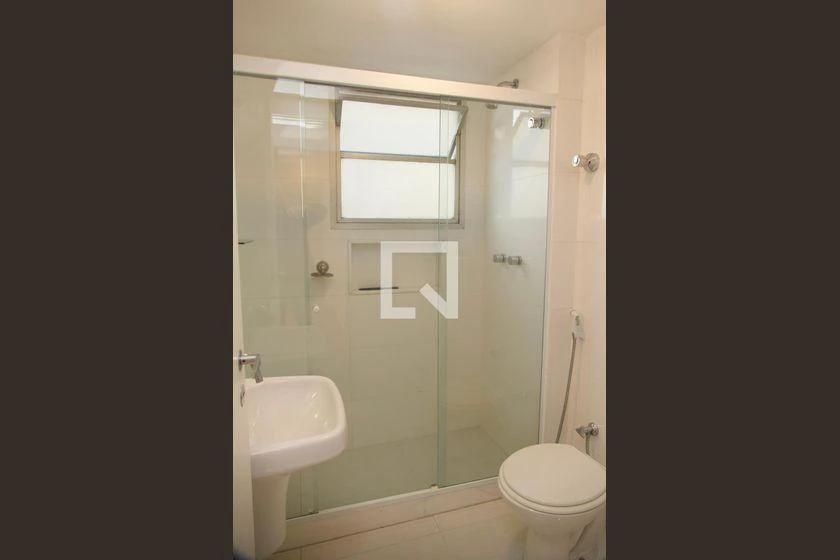 1-bedroom apartment with enclosed kitchen and balcony — photo 49