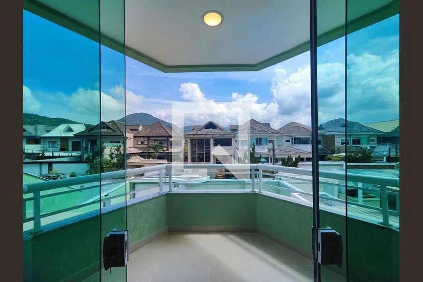 Rental apartment with 4 en-suite bedrooms and 350 m² — photo 26