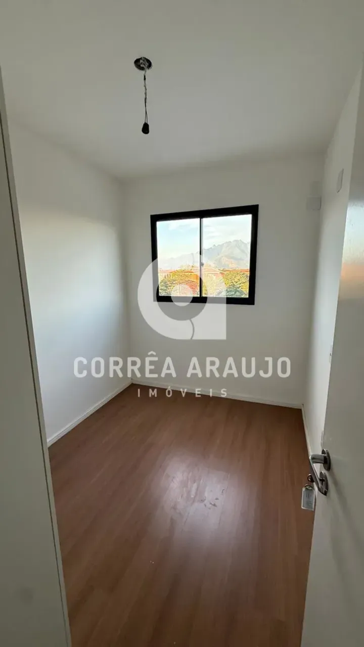 2-bedroom apartment with balcony and built-in wardrobes — photo 11