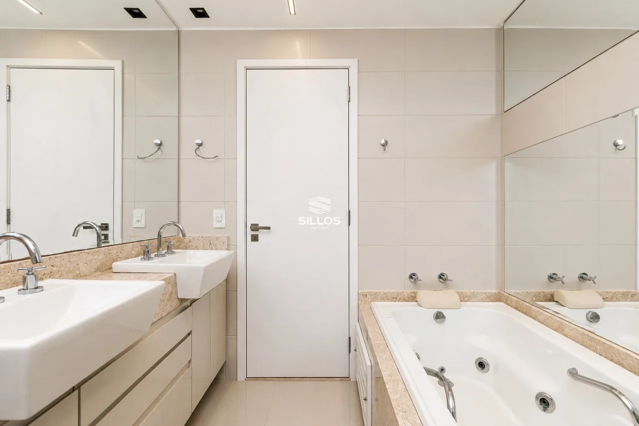 3 en-suite bedroom apartment with 4 bathrooms — photo 15