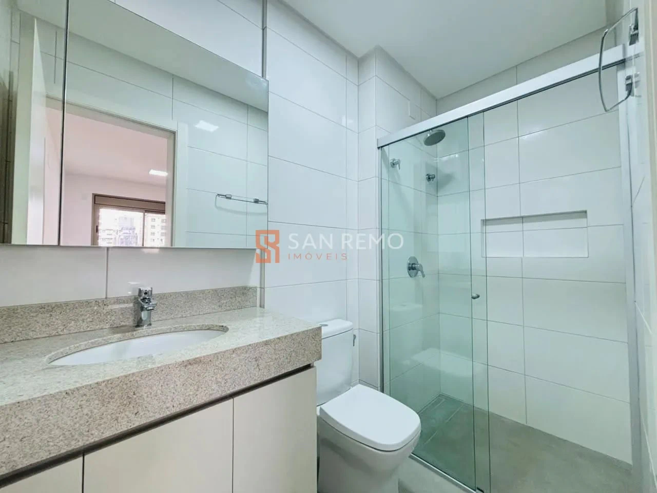 Furnished apartment, 95 m², with a grill on the balcony — photo 10