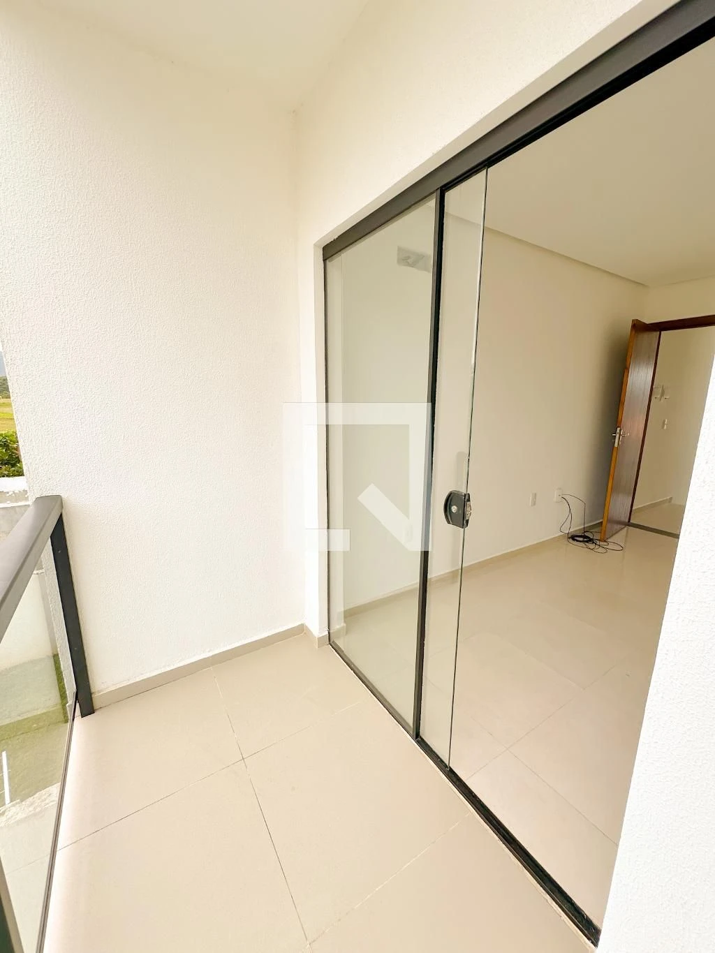 2-bedroom house with a park view — photo 52