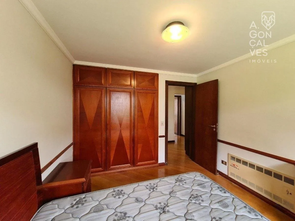 Furnished house with 3 bedrooms, 1000 m² and 4 parking spots — photo 26