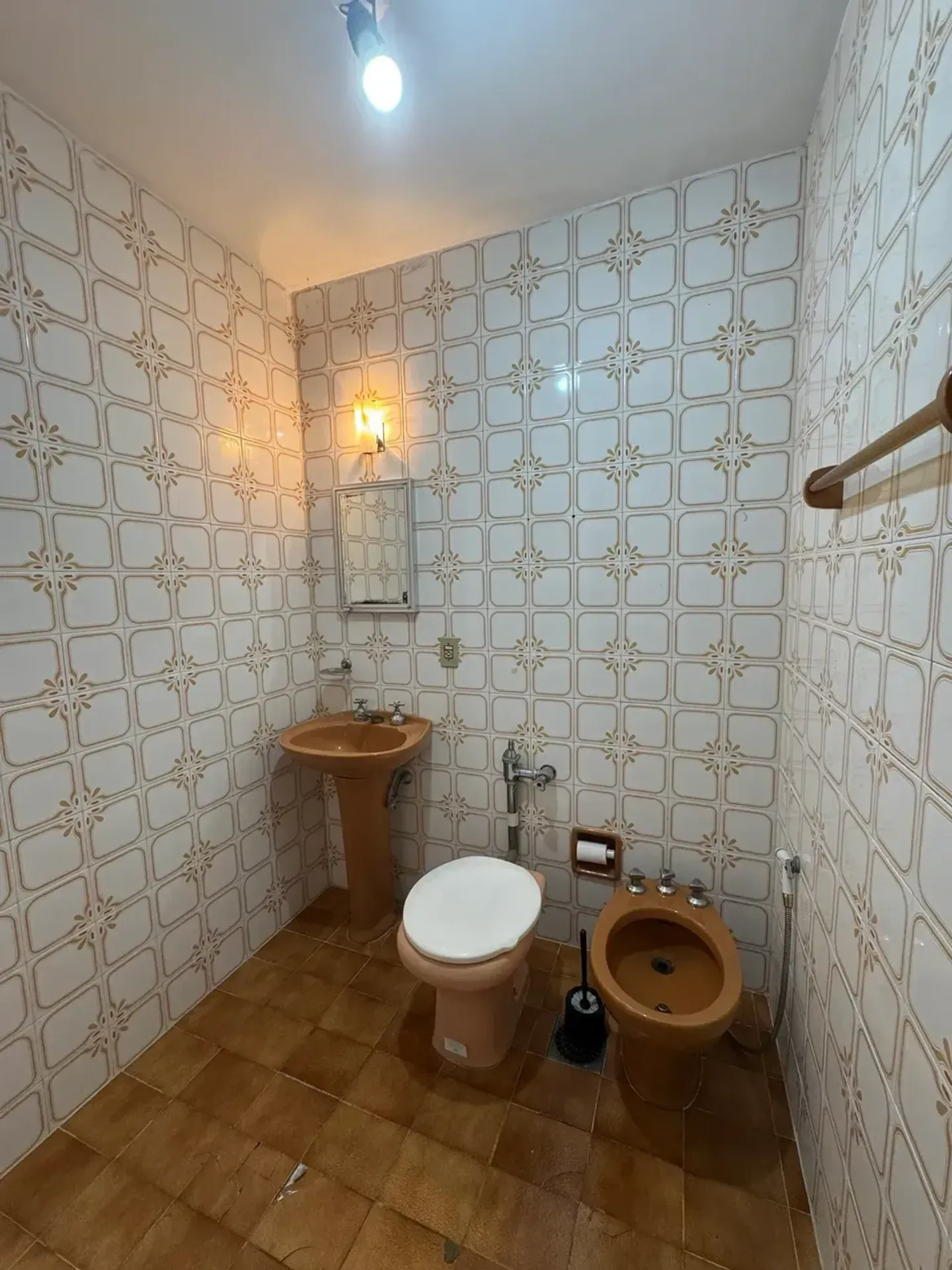 Mountain view in a one-bedroom apartment, 63 m² — photo 14