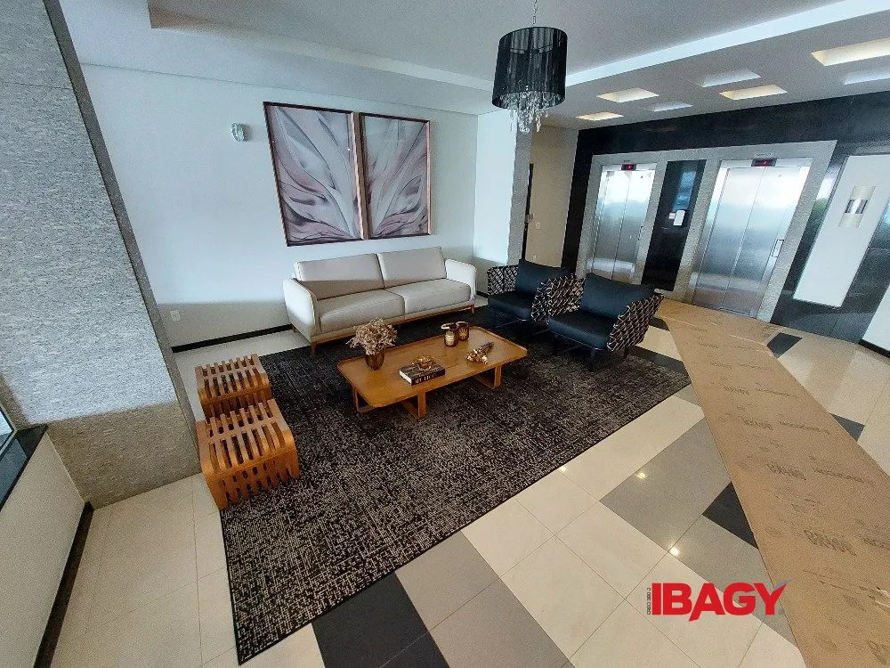 Mountain view in a 3-bedroom apartment, 90 m² — photo 11