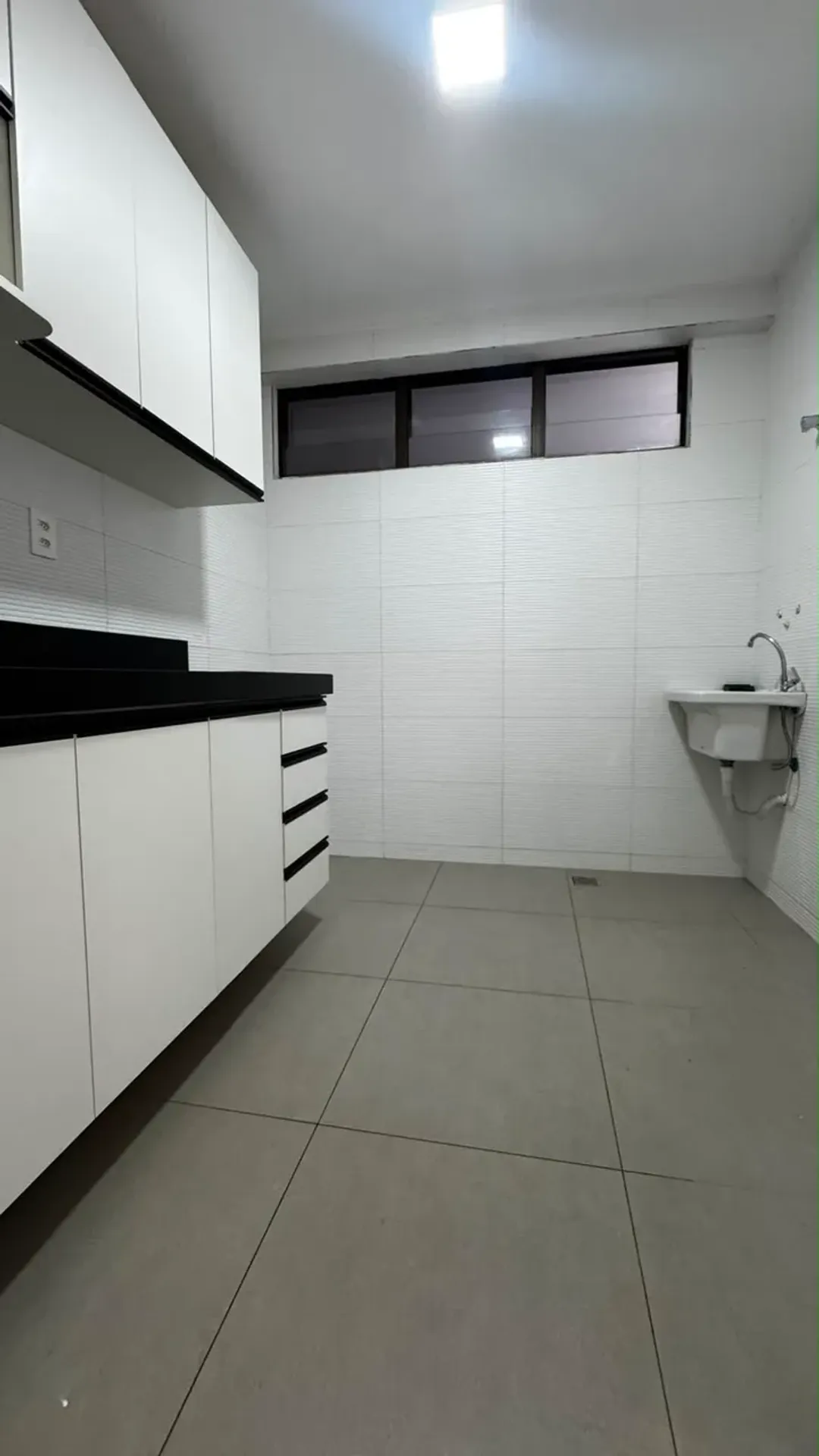 Furnished 65 m² apartment with 2 bedrooms and 1 parking — photo 11