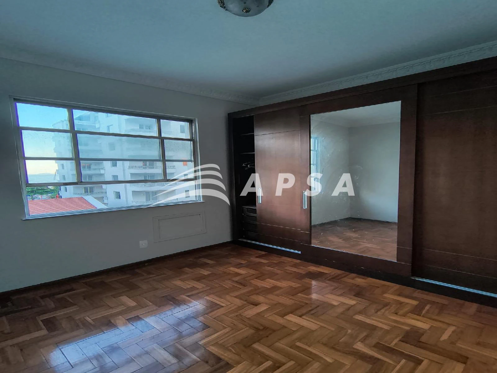 Apartamento de 2 quartos com 110 m² e 1 banheiro — photo 6