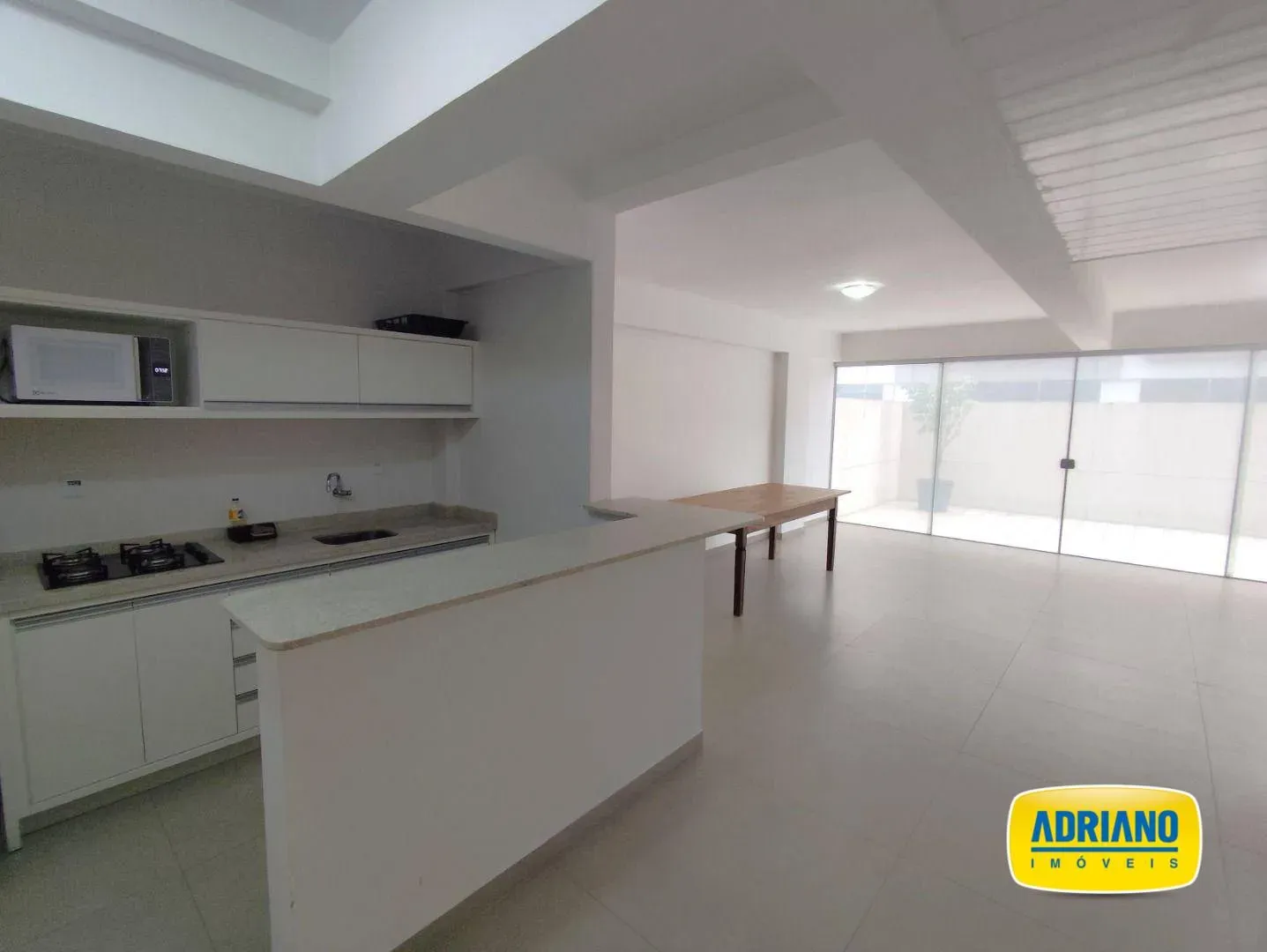 Apartamento com cozinha integrada, 2 quartos e varanda — photo 11