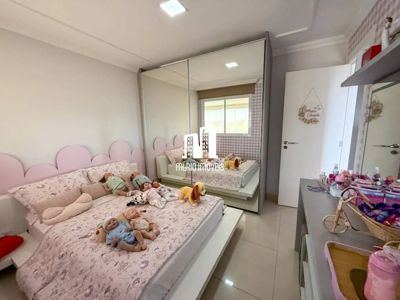 Furnished apartment, 192 m², with a water view — photo 38
