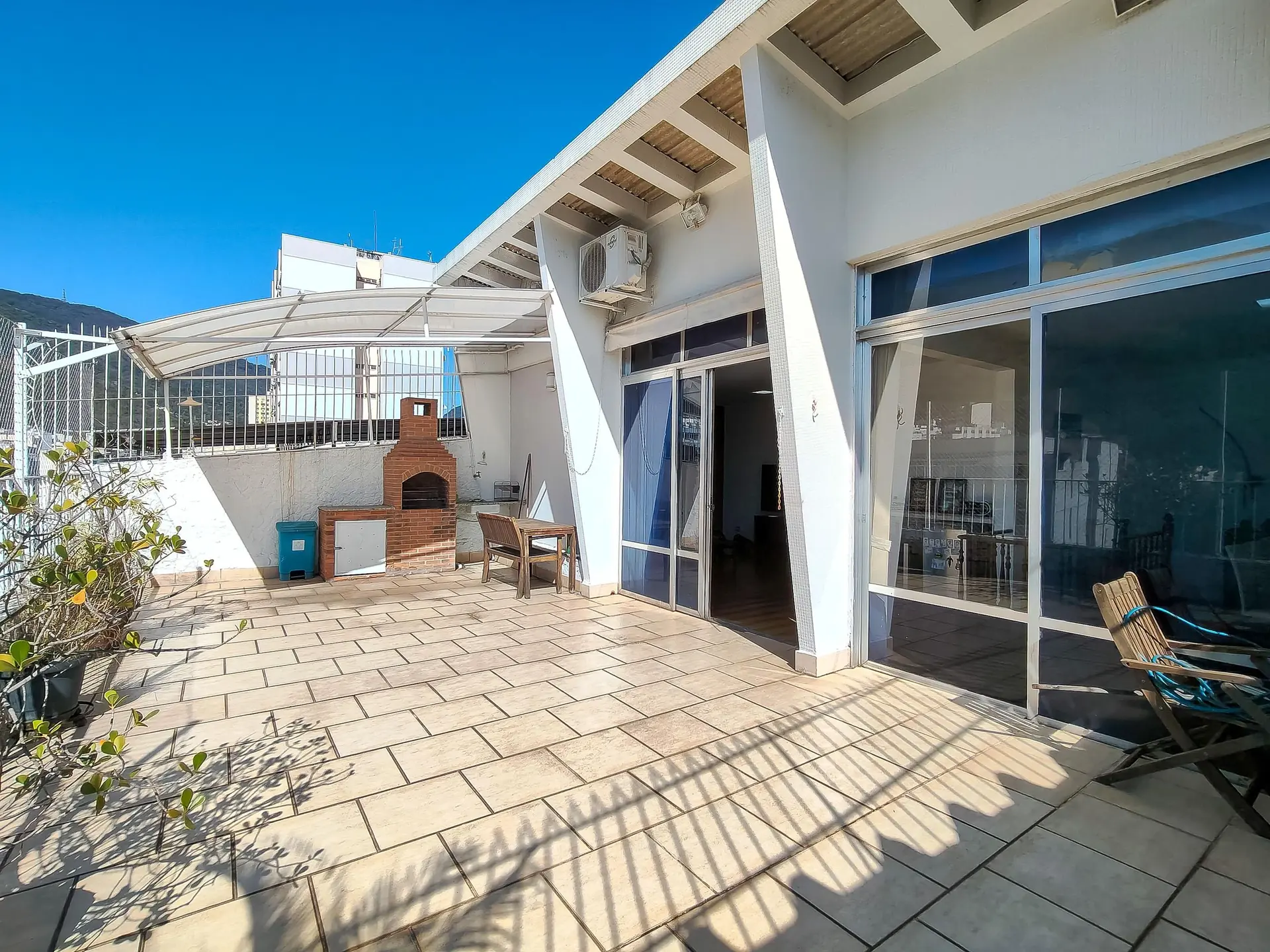 Rental apartment with 3 bedrooms and a private garden — photo 34