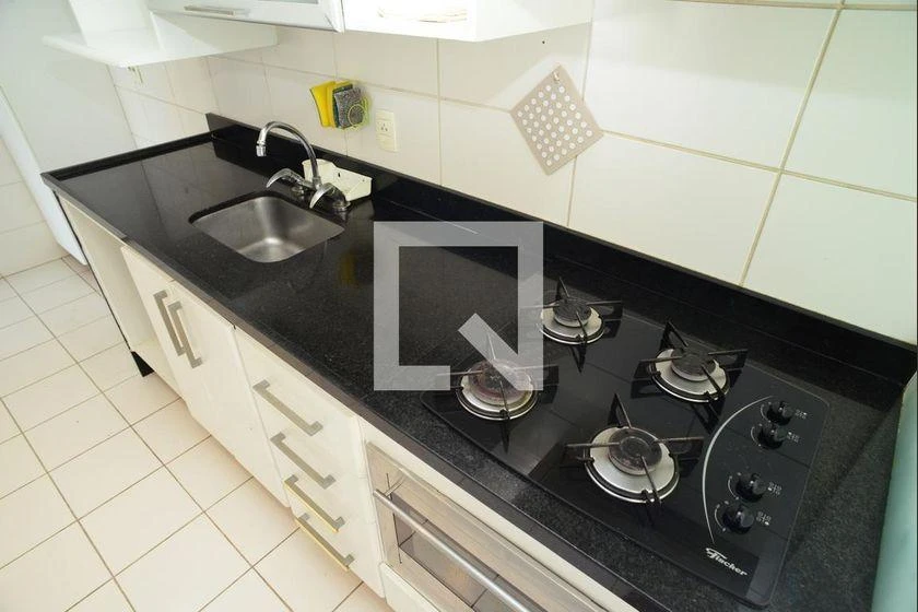 Apartamento com 2 quartos e cozinha fechada com fogão a gás — photo 35