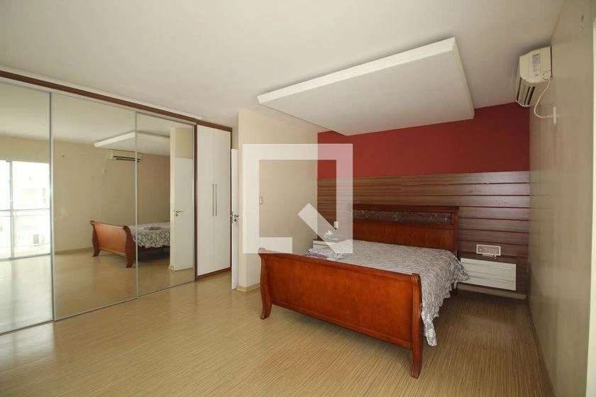 6-bedroom house with 4 en-suite suites and 600 m² — photo 11