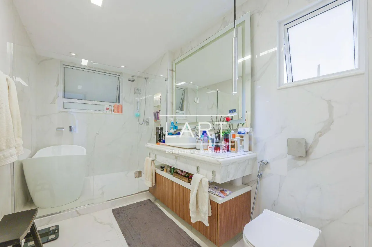 4-bedroom apartment with 453 m² and shared elevator — photo 7