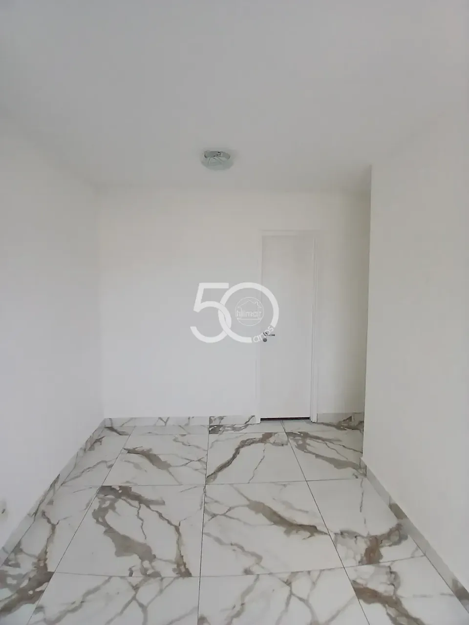 Apartamento de 2 dormitorios y 2 baños con balcón — photo 15