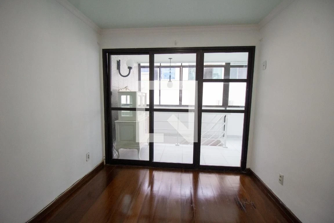 Apartamento sem mobília com 3 quartos e 5 banheiros — photo 3
