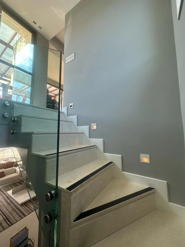 Apartamento dúplex amueblado de 313 m² con 2 plazas — photo 38