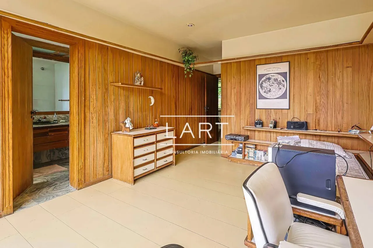 Дом с 5 спальнями и 800 м², с зоной для стирки — photo 8