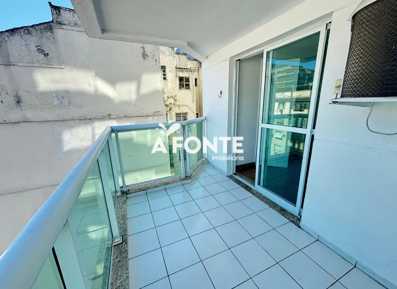 2-bedroom apartment with an open-plan kitchen and balcony — photo 17