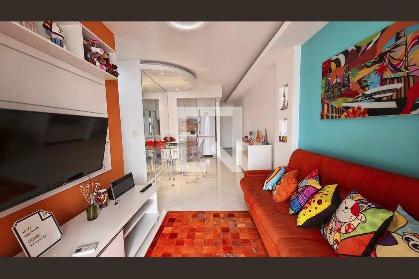 One-bedroom apartment with a mountain view — photo 12
