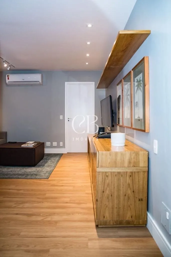 Furnished apartment with 2 bedrooms and open kitchen — photo 26